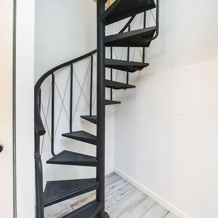 Vélo Apartment, High Standard, Tv, Wifi Cracovia